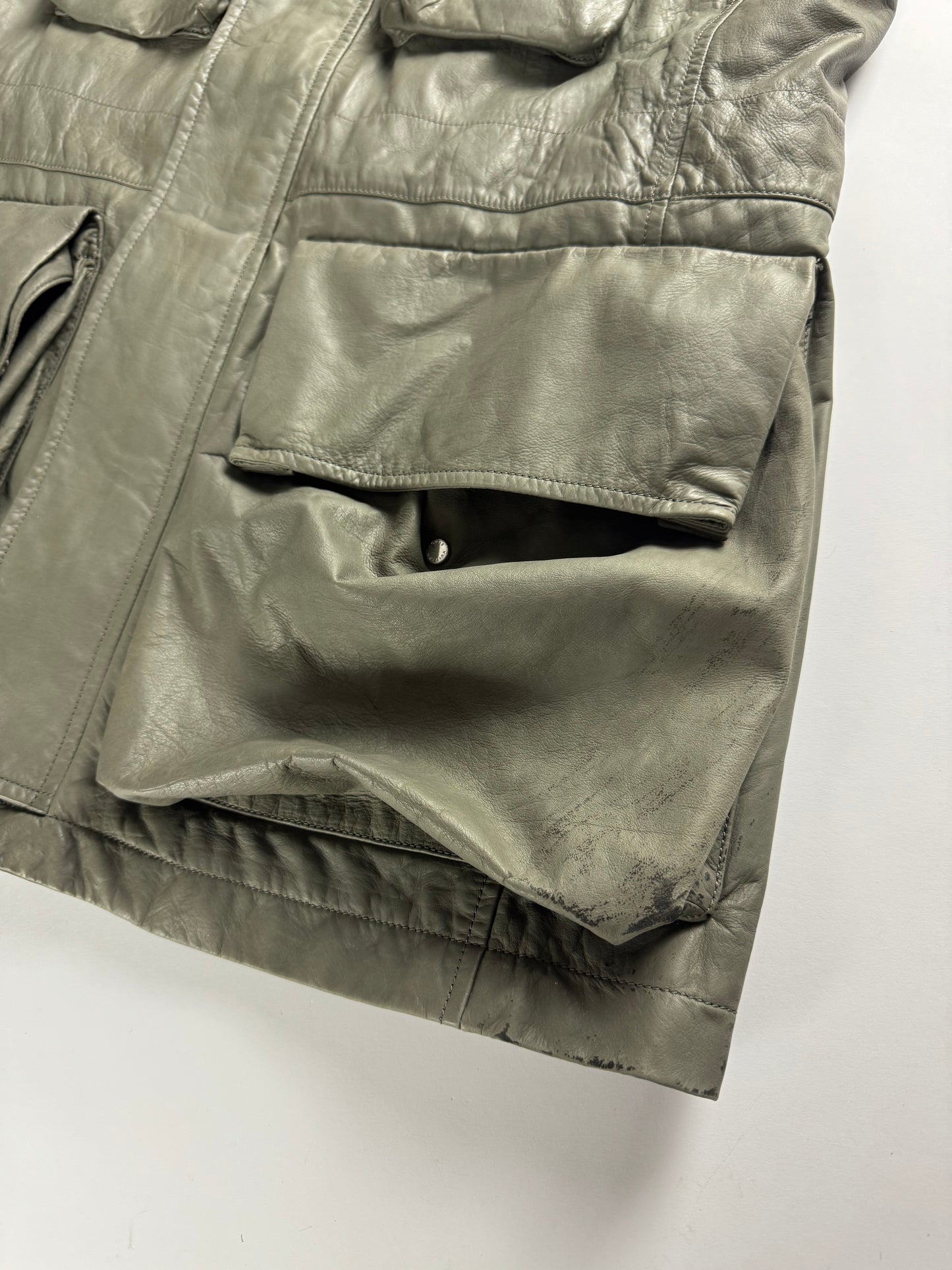 Louis Vuitton Sample Utility Army Calfskin Leather Kaki Sleeveless Jacket FW 2016 - M