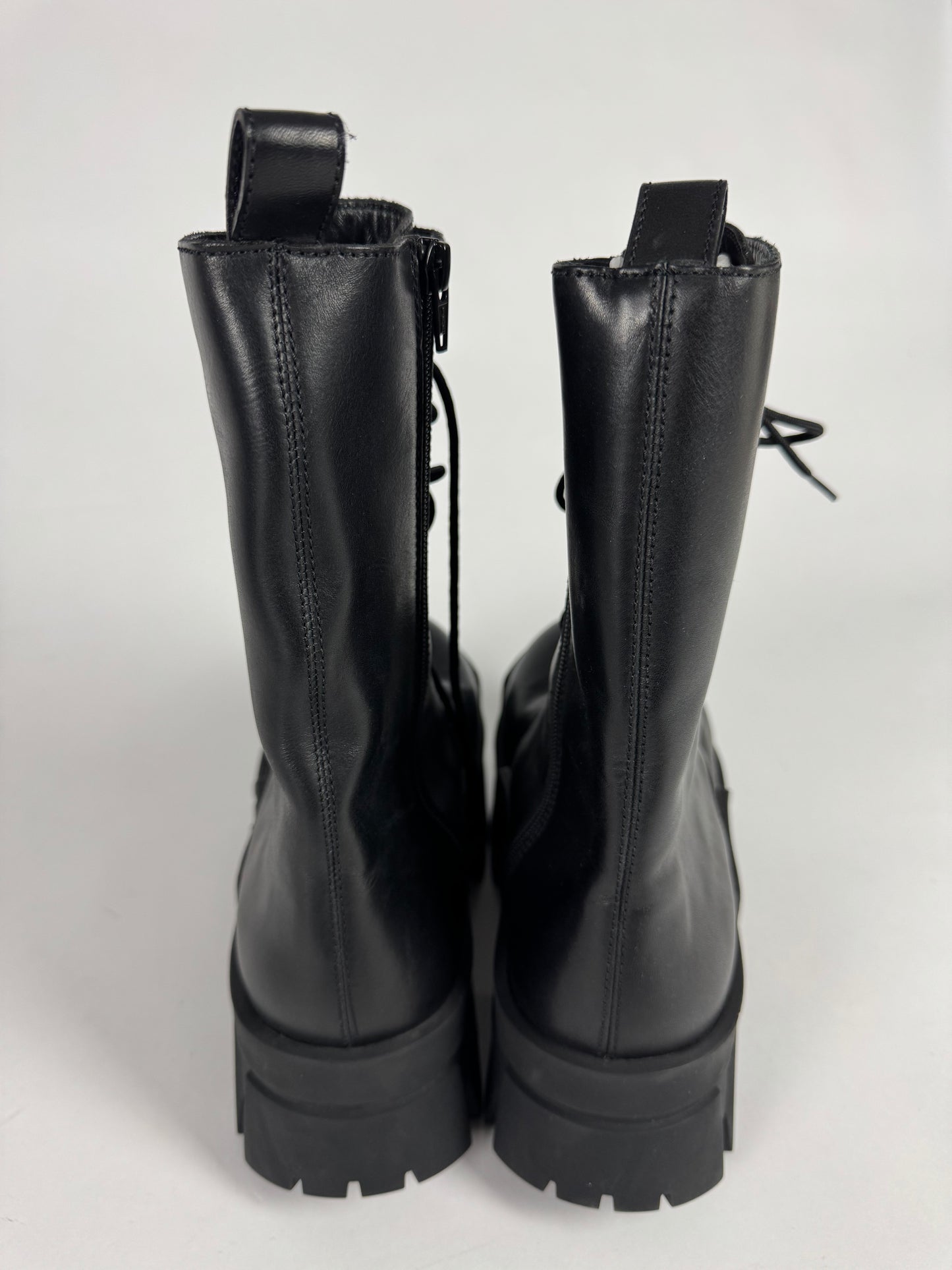 Balenciaga Bulldozer Lace Up Matt Smooth Calfskin Black Boots SS 2023 - 43 EU