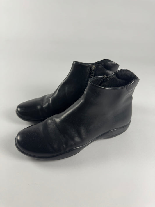 Prada Linea Rossa Black Leather Shadow Sole Mid Boots FW 1999 - 41,5 EU