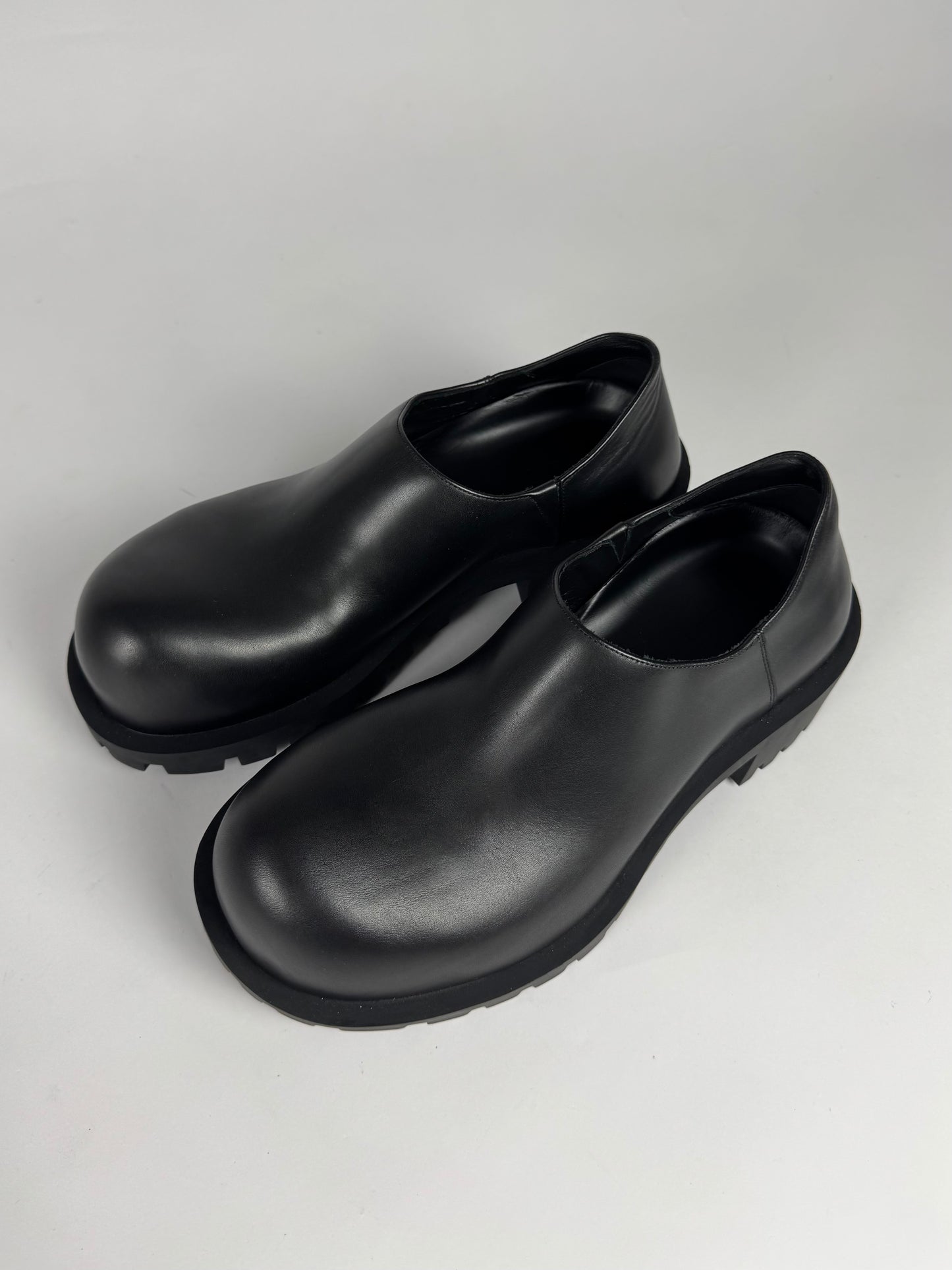 Balenciaga Hummer Leather New Matt Low Derbie FW 2022 - 44 EU