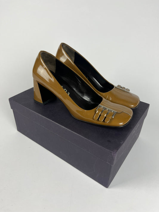 Prada Bright Leather Camel Heels 1990s - 37 IT/ 38 EU