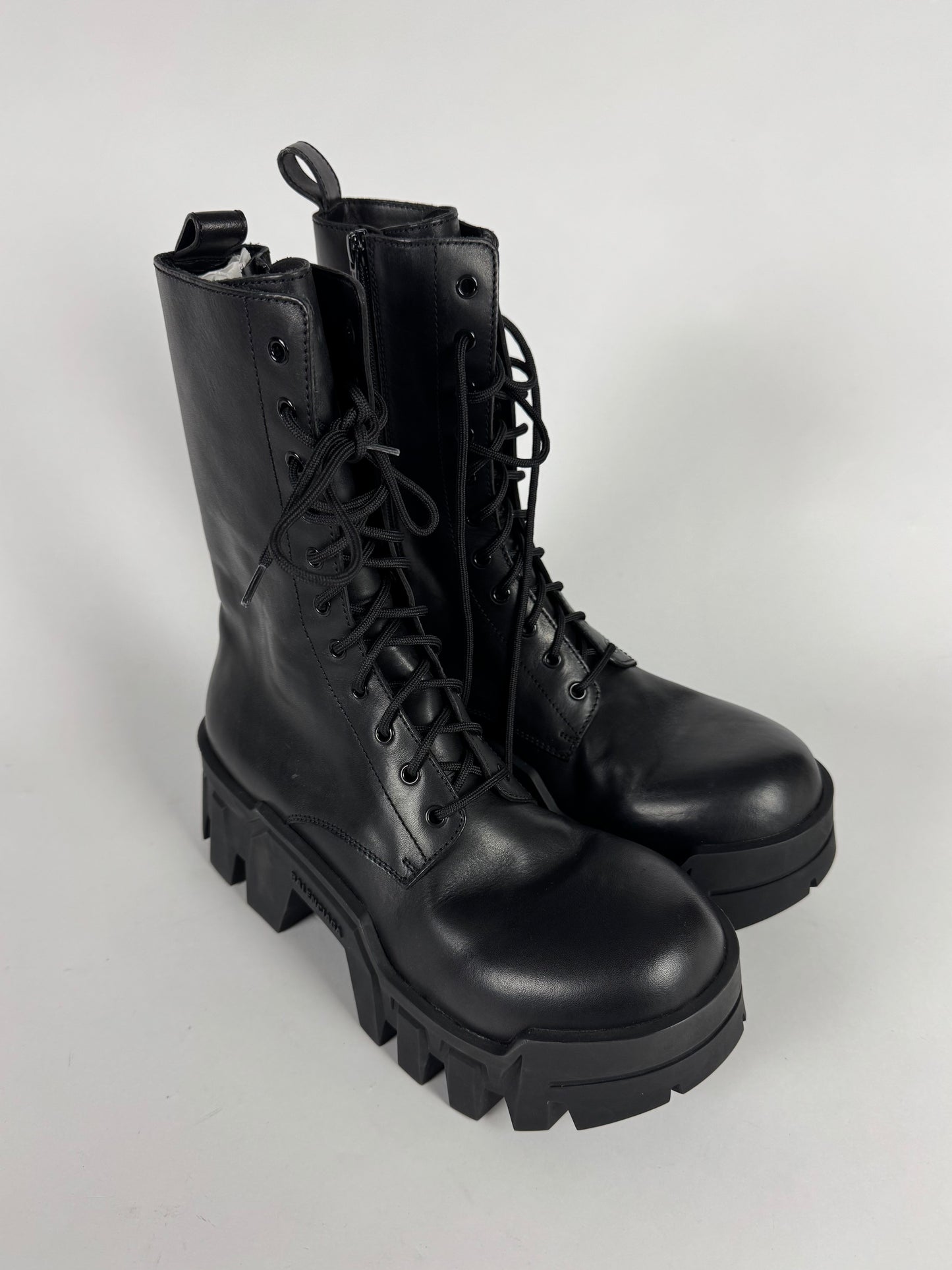 Balenciaga Bulldozer Lace Up Matt Smooth Calfskin Black Boots SS 2023 - 43 EU