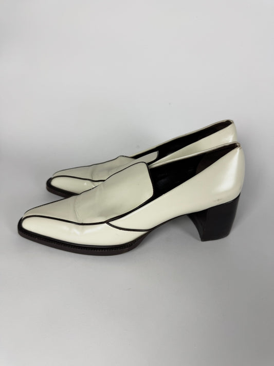 Prada Sharp Leather Bowling Heels Pointed Toe Shoes FW 2000 - 39 IT/39,5 EU