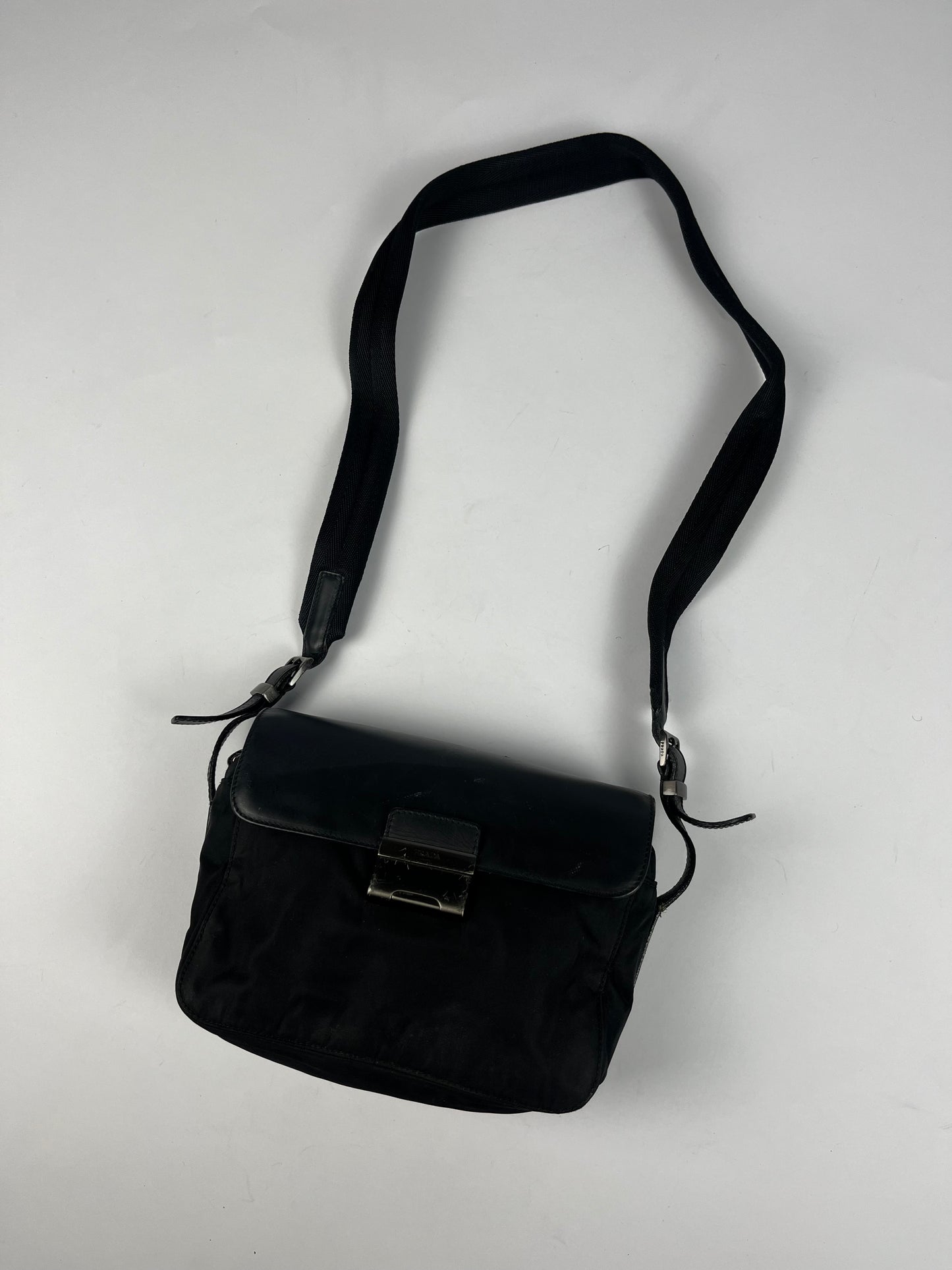 Prada Clipper Shoulder Bag 2000s - OS