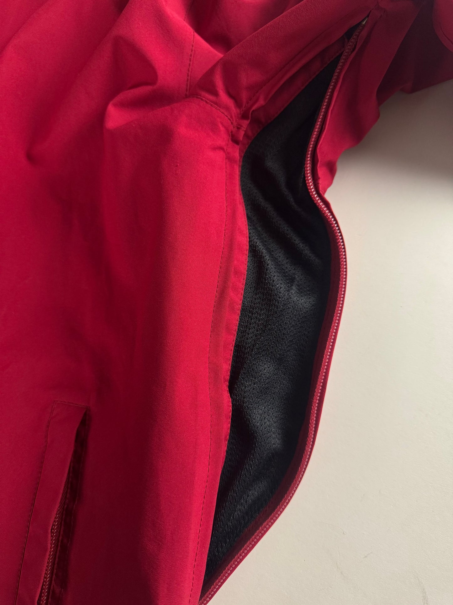 Prada Linea Rossa Gore Tex Red Nylon Convertible Hoodie Jacket FW 1999 - L