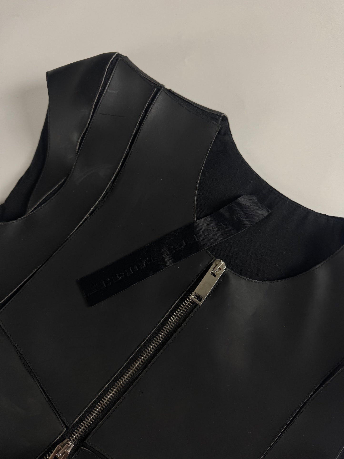 Gareth Pugh Obsidian Sculptural Geometric Curvy Dress SS 2011 - S