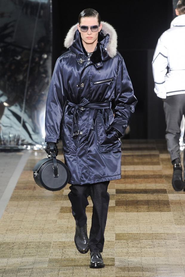 Louis Vuitton Dark Blue Goose Down Belted Parka Fur Hood Coat FW 2012 - XL